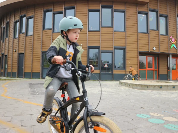 Leerkracht Groep 3/4, Van Haersma Buma School
